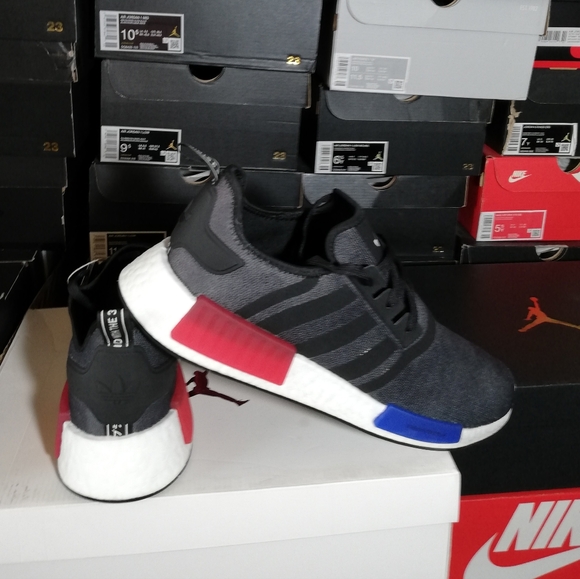 ADIDAS NMD R1 CAEBON BLACK MEN US SIZE 13 BRAND NEW IN BOX - Picture 5 of 16